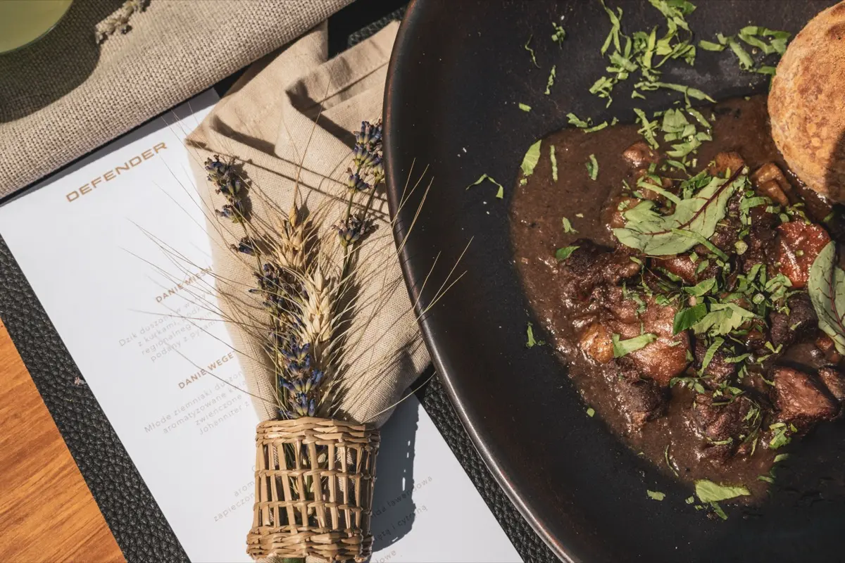 Wyprawa po Smak - kulinarna podróż z Defenderem